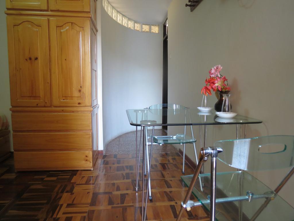 Residencial El Sol De Los Pinos Bed & Breakfast Trujillo Exterior photo